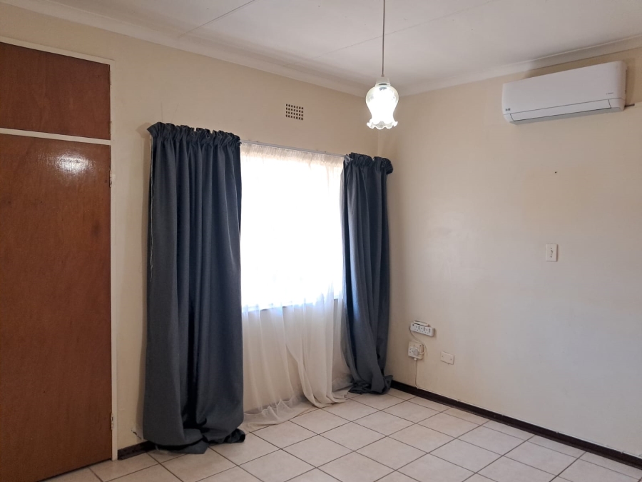 3 Bedroom Property for Sale in Naudeville Free State